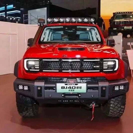 北京越野BJ40增程赤兔版，定位“全地形硬派越野”