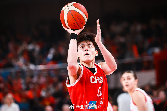 连续12届世界杯征程，中国女篮凭什么保持常青树地位？