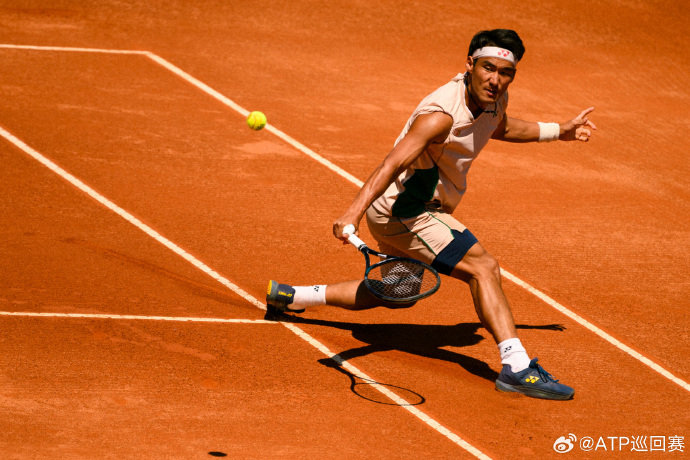 张之臻代表中国男网出战法网，本土选手如何在国际赛场突破瓶颈？