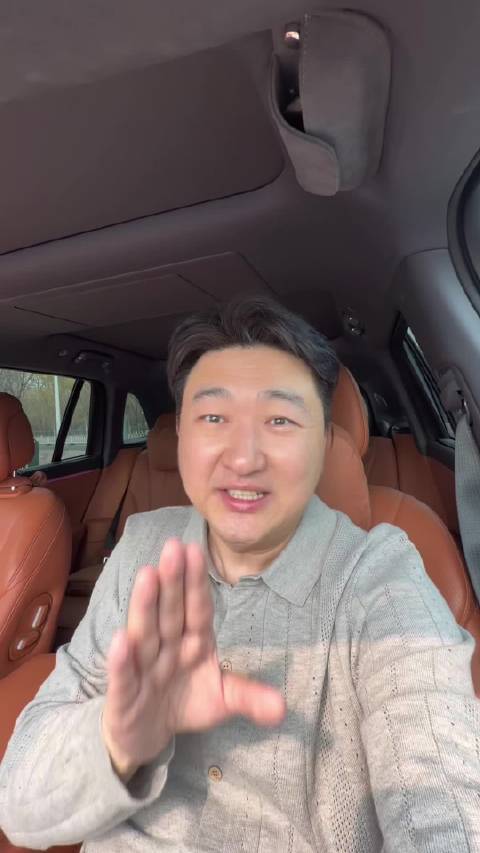 视频 | 问界M7刚提车半年就换新版，用户：问界M6价格应在预售价范围内下调两万