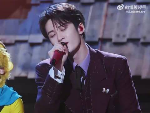 檀健次即将解锁北影节新身份