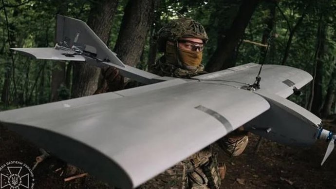 泽连斯基中东签十年防务大单