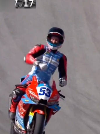 “张雪机车”两连冠创造历史，老板张雪企业估值超10亿