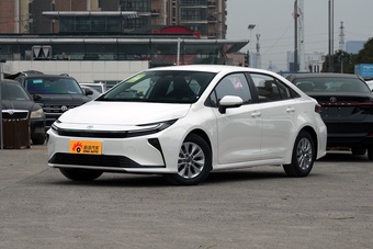 一分钟知晓价格不了解下？丰田卡罗拉全国最低7.60万