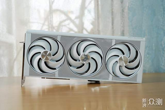 反擊開始！英特爾酷睿Ultra 7 270K PLUS實測_新浪眾測