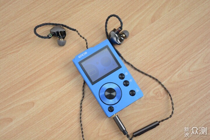 超高音質+可換線材,西聖HiFi 1有線耳機_新浪眾測