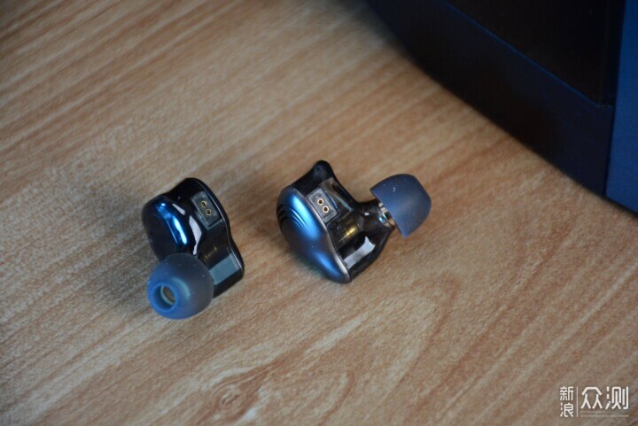 超高音質+可換線材,西聖HiFi 1有線耳機_新浪眾測