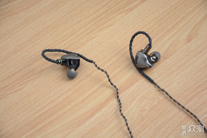 超高音質+可換線材,西聖HiFi 1有線耳機_新浪眾測