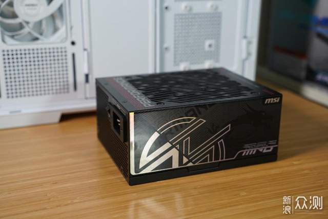 水冷替代品!不擋內存,超頻三RZ700D Pro ARGB_新浪眾測