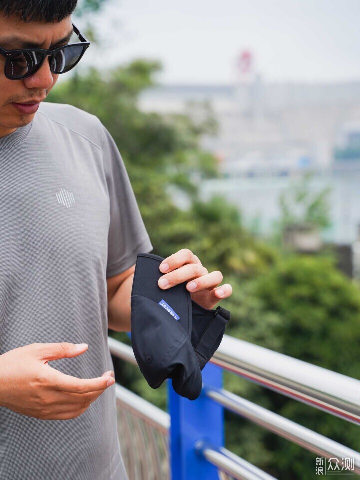 防曬遮熱能摺疊，單導摺疊帽夏日必備神器_新浪眾測