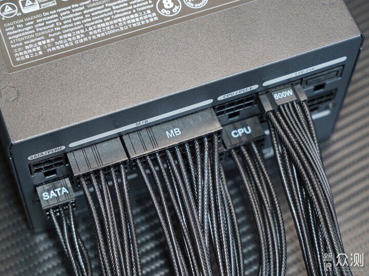 白金電源“畢業生”—振華LEADEX III P850W_新浪眾測