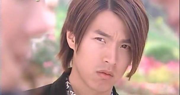 《放羊的星星》男演员李威获刑1年10个月，其妻获刑1年8个月，均缓刑5年