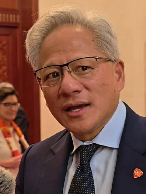 黄仁勋说AI已为中国带来新机遇
