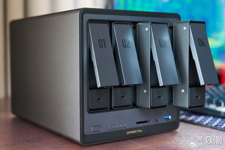免費Office小龍蝦愛馬仕，綠聯 DXP4800 Plus_新浪眾測