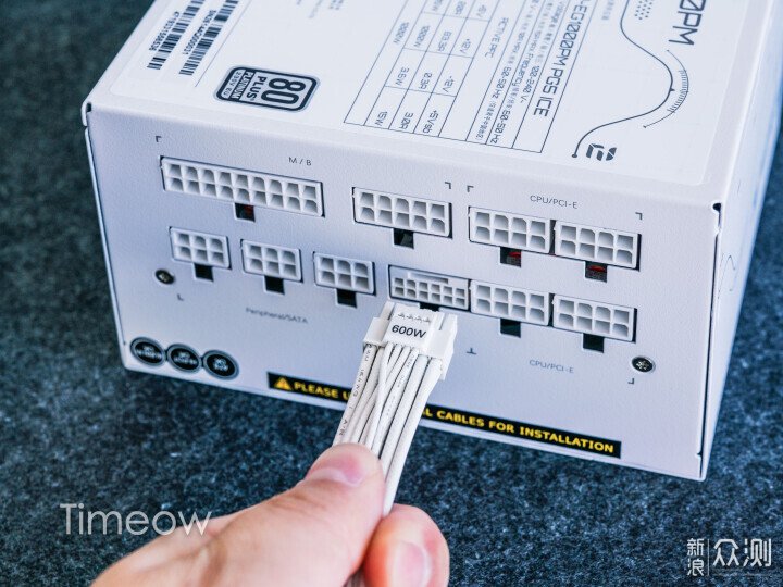 板卡廠電源？技嘉冰獵鷹白金1000PG5 ICE裝機_新浪眾測