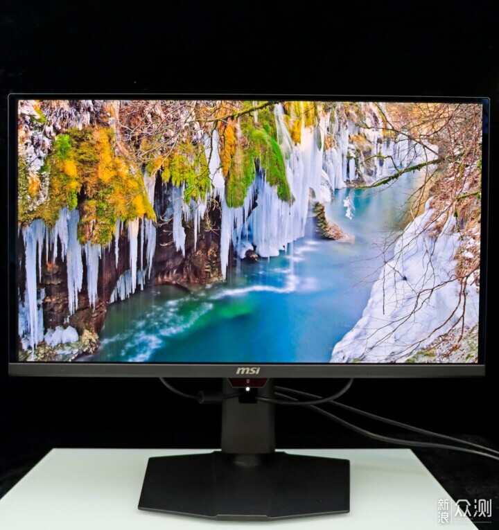 MPG 271QR QD-OLED X50 流光_新浪眾測