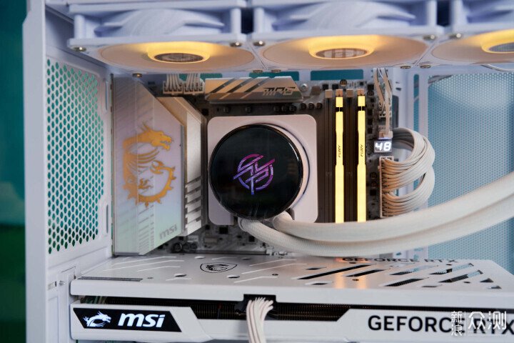 微星B850M EDGE TI MAX WIFI:純白MATX全能板_新浪眾測