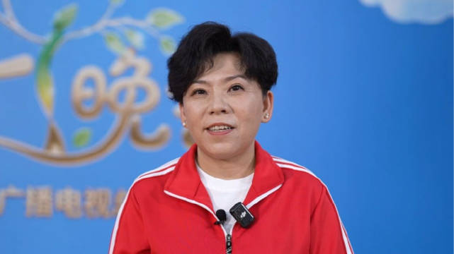 邓亚萍六一送祝福