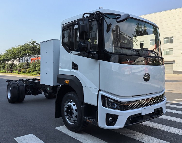 宇通纯电动载货底盘申报：峰值230kW 能否抢占城配赛道？