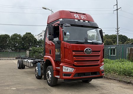 一汽解放载货汽车底盘申报：国六柴油动力 能否获市场青睐？