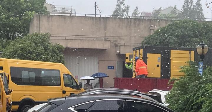 今晨停电线路已修好，2700户用电恢复了！
