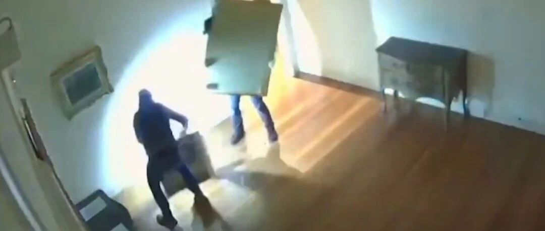 意大利公布窃贼作案视频，宣布追回3幅被盗的名画，包括雷诺阿的《鱼》、塞尚的《杯与樱桃盘》、马蒂斯的《露台上的宫娥》