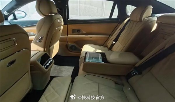 纯电续航1008km！比亚迪大汉内饰再曝光：超级大后排成亮点