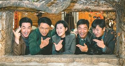 评《藏锋》：在藏锋与亮剑之间