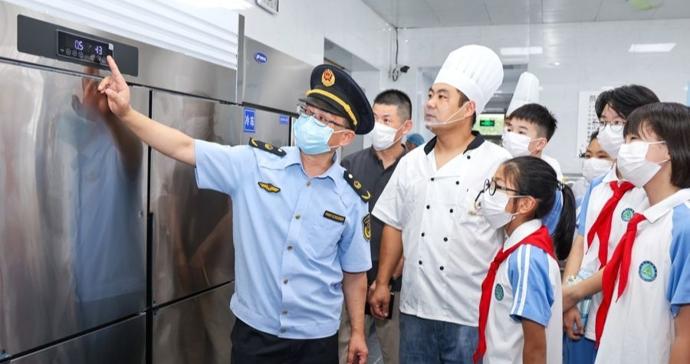 食品安全进校园 守护开学“第一餐” 食品安全进校园 守护开学“第一餐”