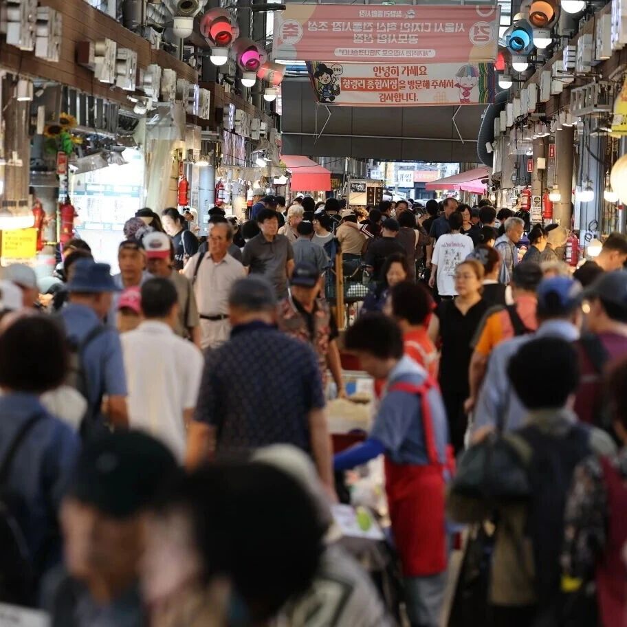 中秋消费预期升温 韩国小商户信心回暖