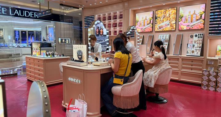 明星路演、 首店上新、 国漫赋能，上海环球港多举措引爆今夏商业热潮