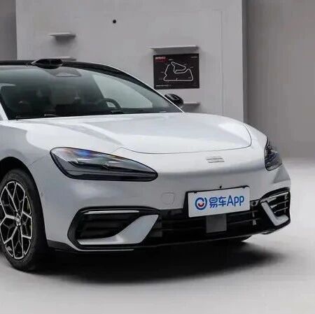 预售14.59万起，11分钟补能超400km，中大型三厢车，吉利银河TT下周上市！
