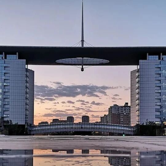 走进长春网红打卡地——一汽解放总部大楼