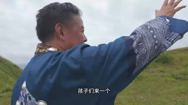 民星视频：花开阿妹戚托