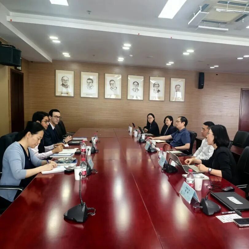 【来访】美国驻华使馆经济处国内经济组负责人和平一行访问我所 【来访】美国驻华使馆经济处国内经济组负责人和平一行访问我所