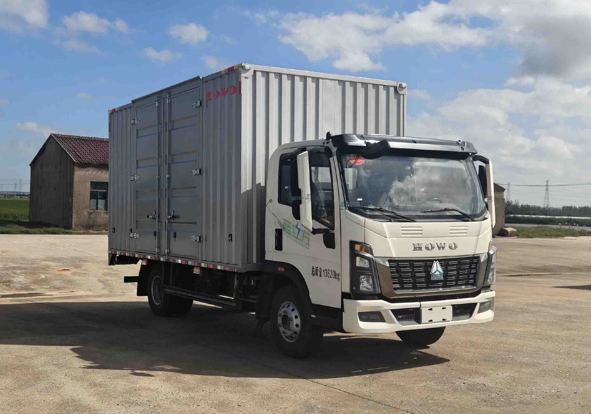 重汽豪沃纯电货车新车申报：峰值190kW 能抢占物流市场吗？