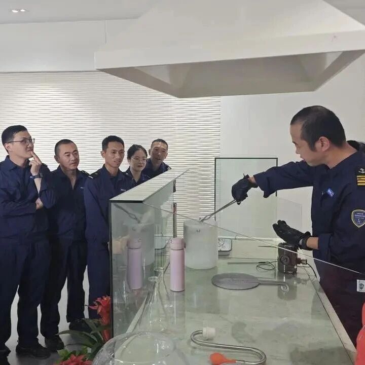 浙江首批T12船员完成LNG加注见习