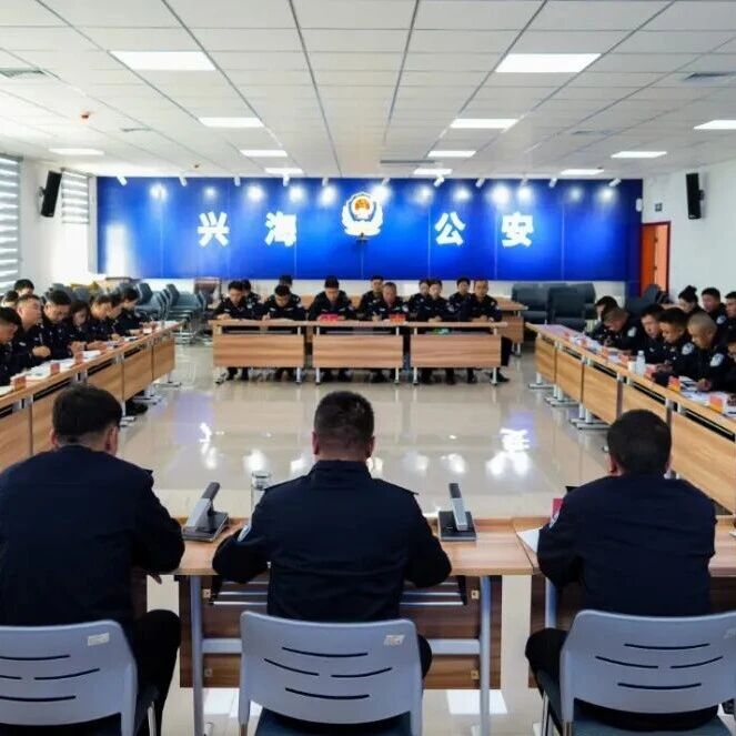青蓝相继铸警魂 师徒结对促成长丨兴海县公安局启动“青蓝铸警·师徒结对”工程