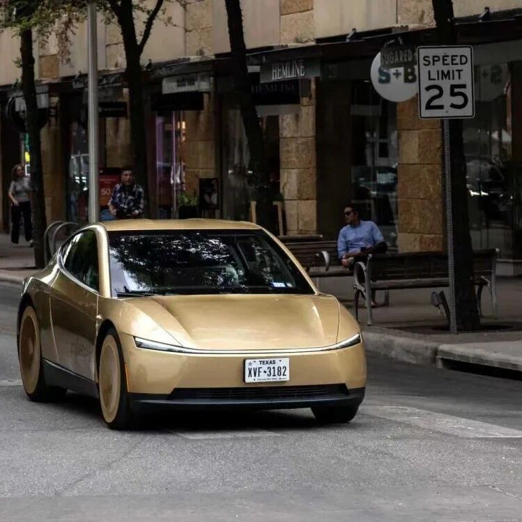 特斯拉无人驾驶出租车，来中国了