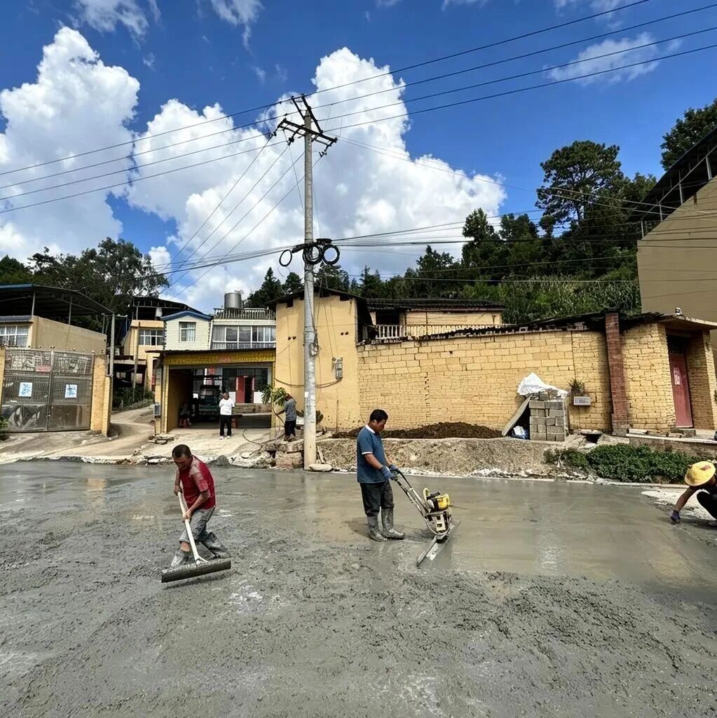 修到心坎上！丘北这条“闹心路”变身“顺心路”