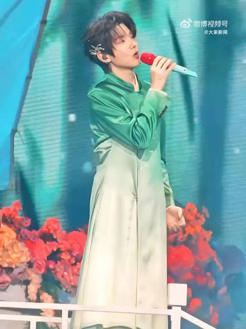郝熠然清明雨上满是绵长诗意