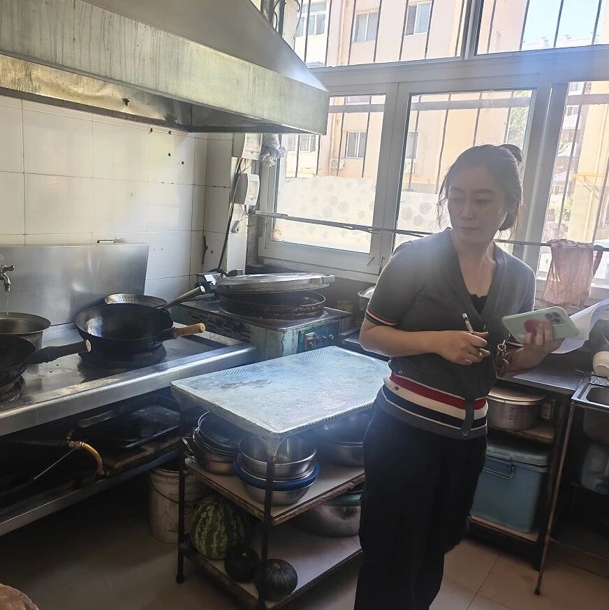 红树街道玉带园社区开展餐饮场所燃气安全专项检查 红树街道玉带园社区开展餐饮场所燃气安全专项检查