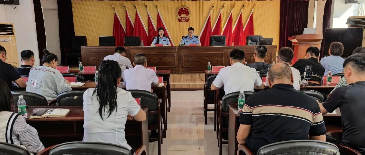 辽阳县市场监督管理局、县工商联、辽阳金融监管支局联合开展全县民营市场主体银企对接暨市场业务辅导与电商赋能专题培训活动 辽阳县市场监督管理局、县工商联、辽阳金融监管支局联合开展全县民营市场主体银企对接暨市场业务辅导与电商赋能专题培训活动
