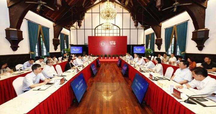 深化区校协同 共谋发展新篇丨区领导走访上海理工大学