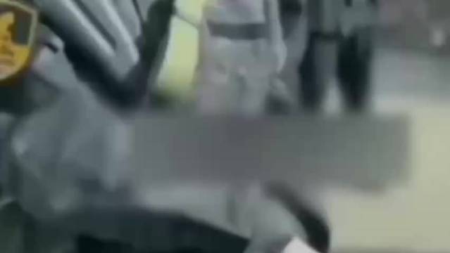伊朗公开的女子特战队，手里拿着火箭筒，指向性很明确