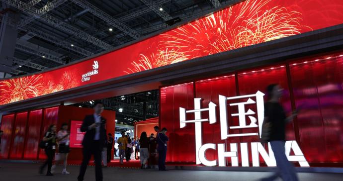 探访世赛中国馆:中国古代的“四大发明”,催生了现代哪些职业 | 直击世赛 探访世赛中国馆:中国古代的“四大发明”,催生了现代哪些职业 | 直击世赛