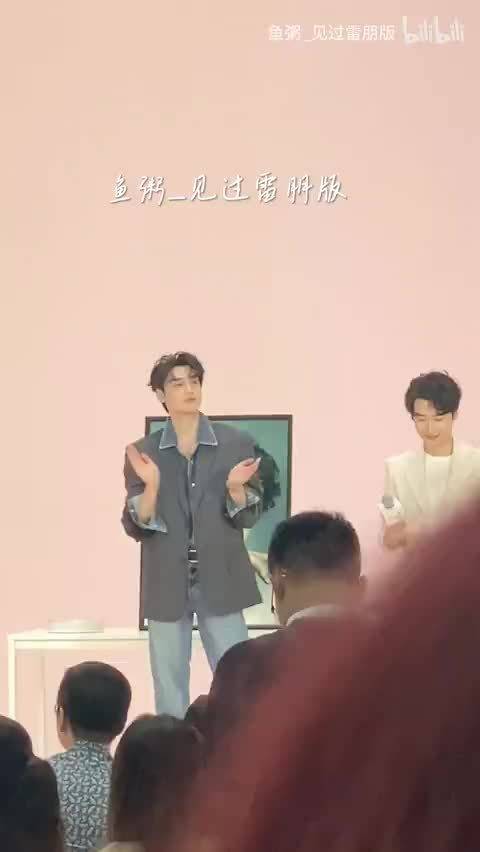 本米终于看到雷子并且和雷子“合唱”了