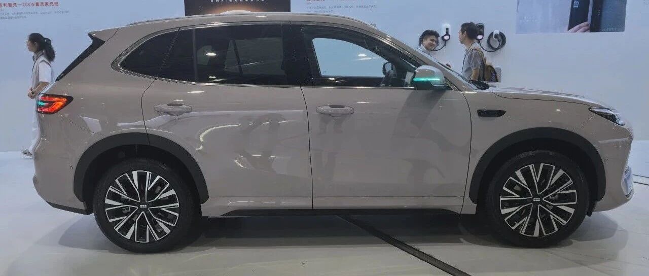 不到10万起步，热销纯电SUV，800V+6C快充，CCD可变阻尼减振器，续航635km！