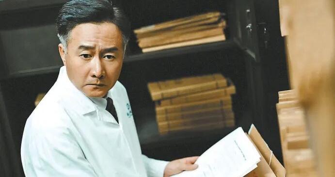 情报“藏”在人间烟火处，背叛源于每次“就一次”