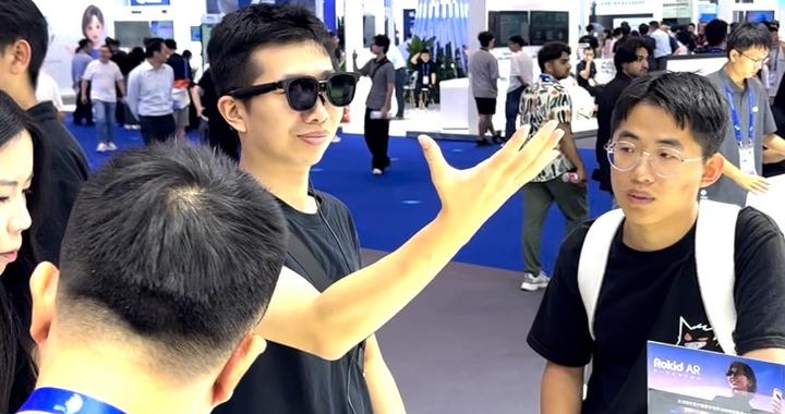 AI“场景生意”争夺战进入下一阶段